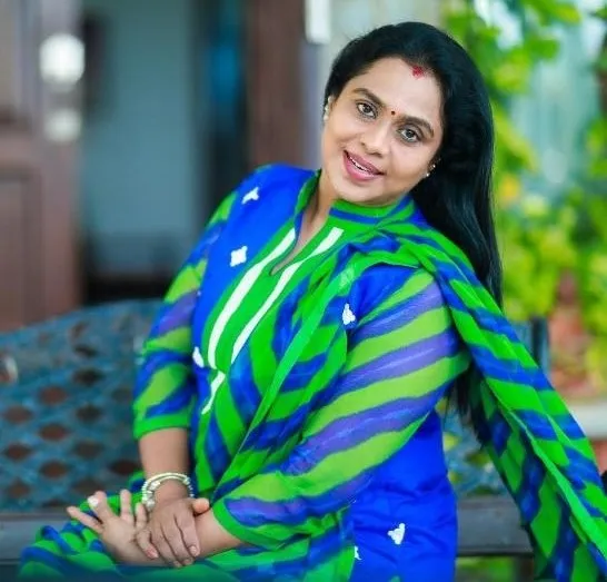 Photo 4 of Viji Chandrasekhar