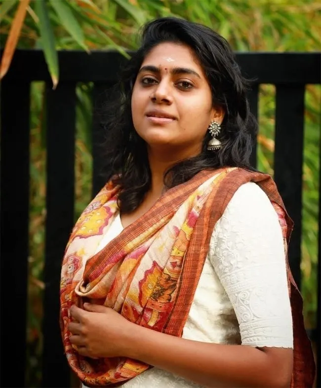 Photo 3 of Nimisha Sajayan