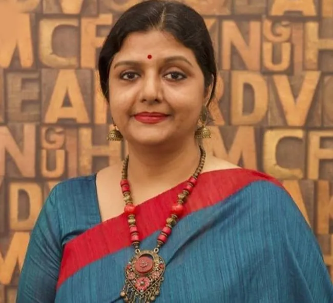 Photo 3 of Bhanupriya