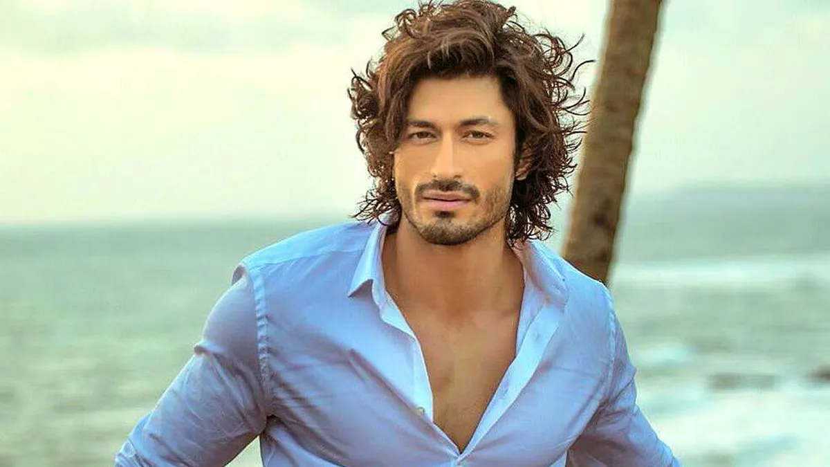 Photo 2 of Vidyut Jammwal 