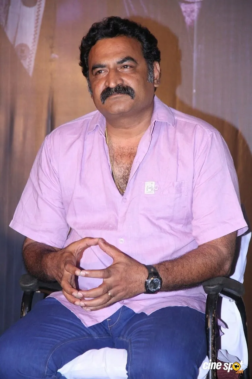 Photo 6 of Aadukalam Naren