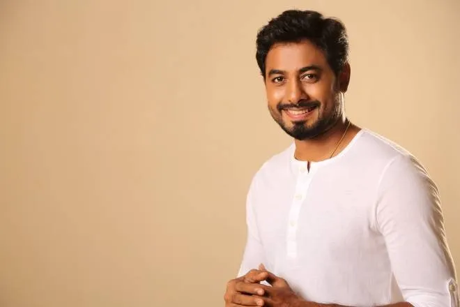 Photo 7 of Aari Arujunan