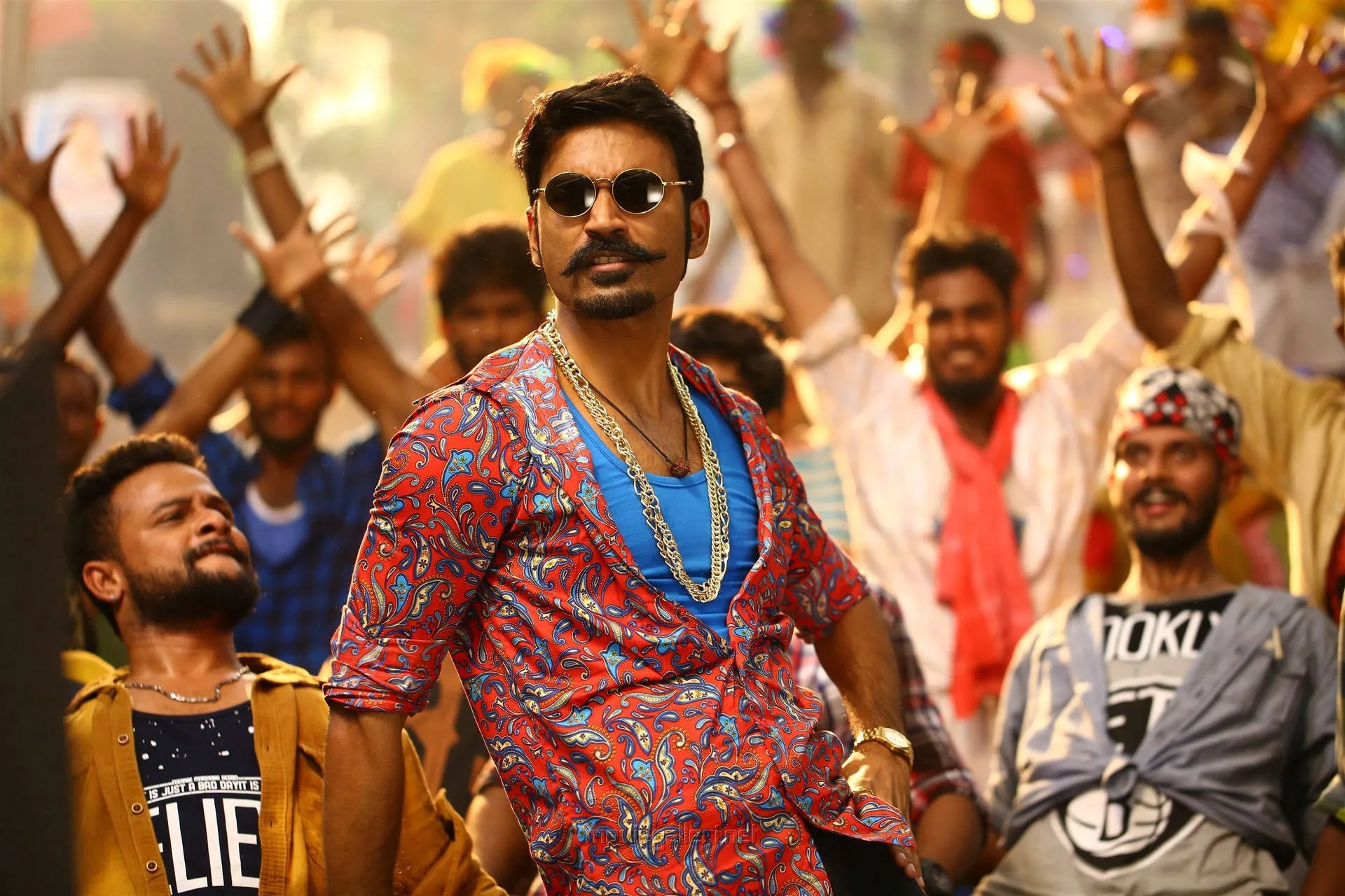 Photo 4 of Dhanush