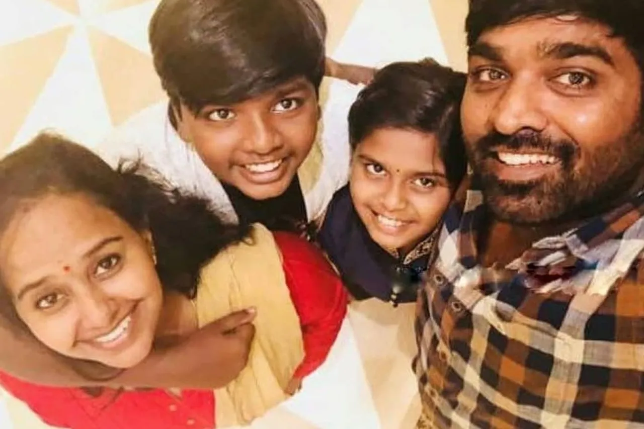 Photo 2 of Vijay Sethupathi