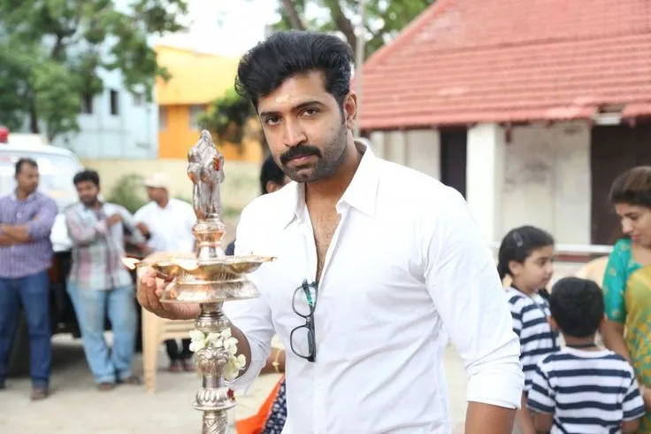 Photo 5 of Arun Vijay