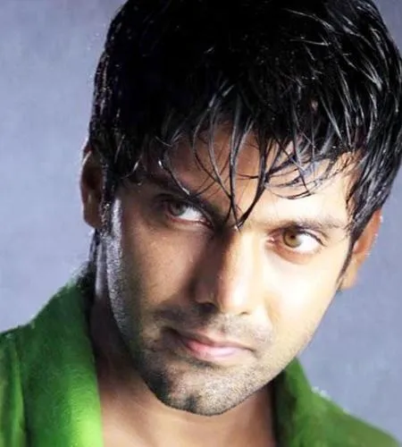 Photo 7 of Arya