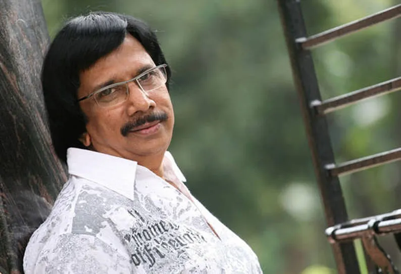 Photo 1 of Chitra Lakshmanan