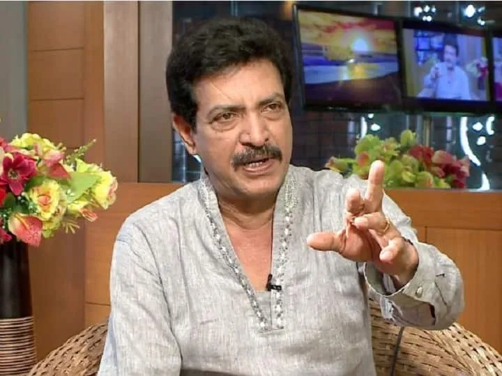 Photo 4 of Nizhalgal Ravi