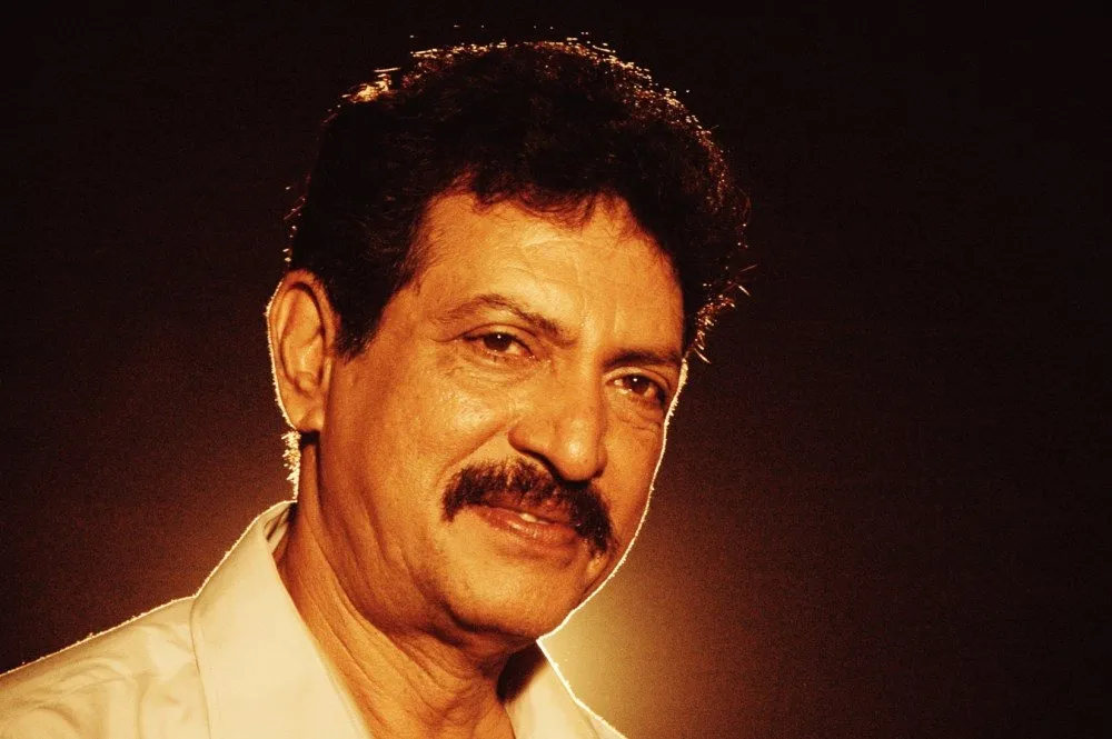 Photo 5 of Nizhalgal Ravi