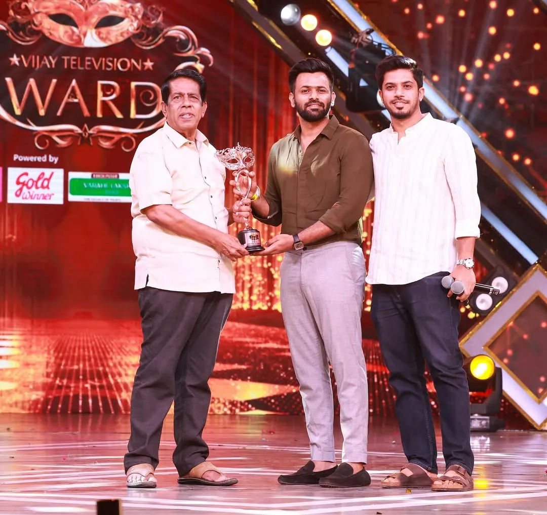 Photo 3 of R. Sundarrajan