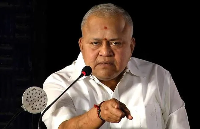Photo 1 of Radha Ravi
