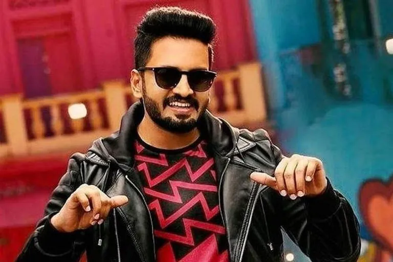 Photo 6 of Santhanam Neelamegam