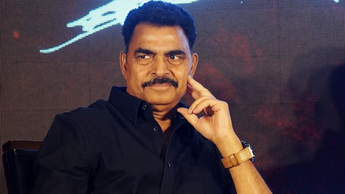 Photo 3 of Sayaji Shinde