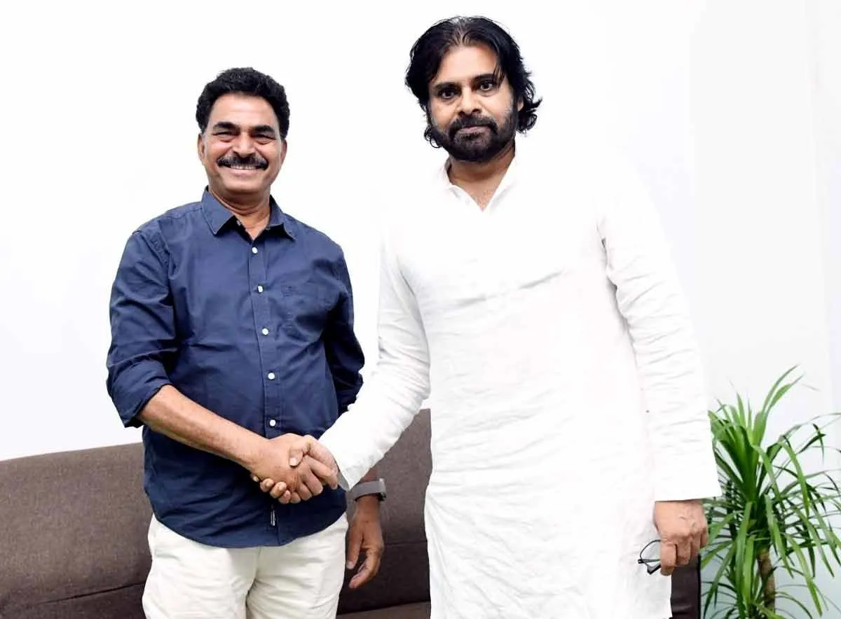 Photo 8 of Sayaji Shinde