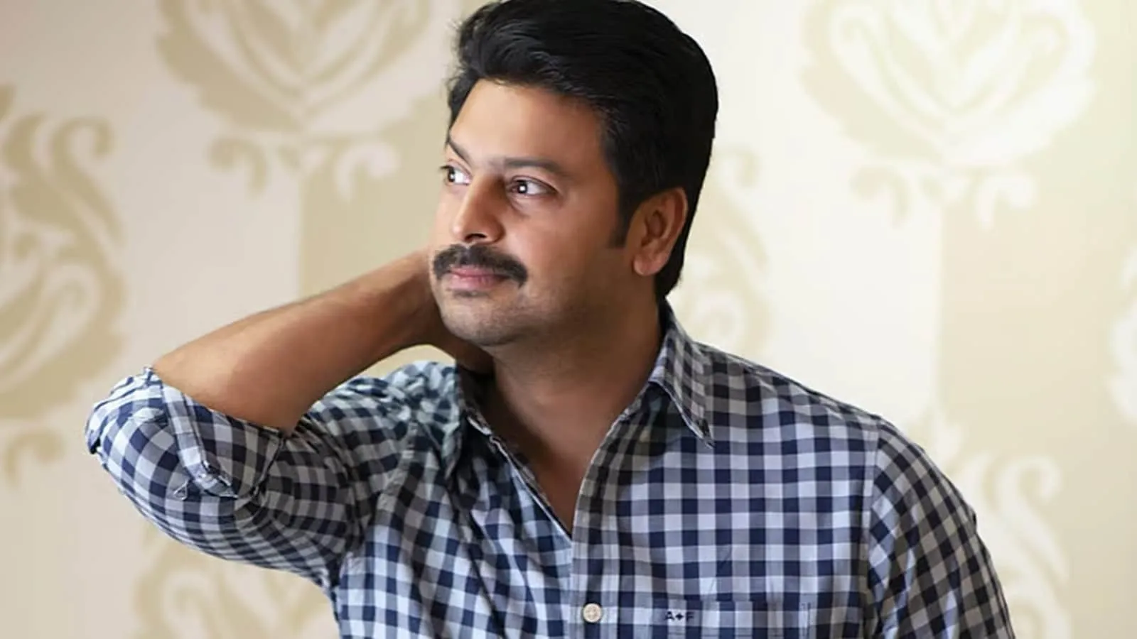 Photo 5 of Srikanth