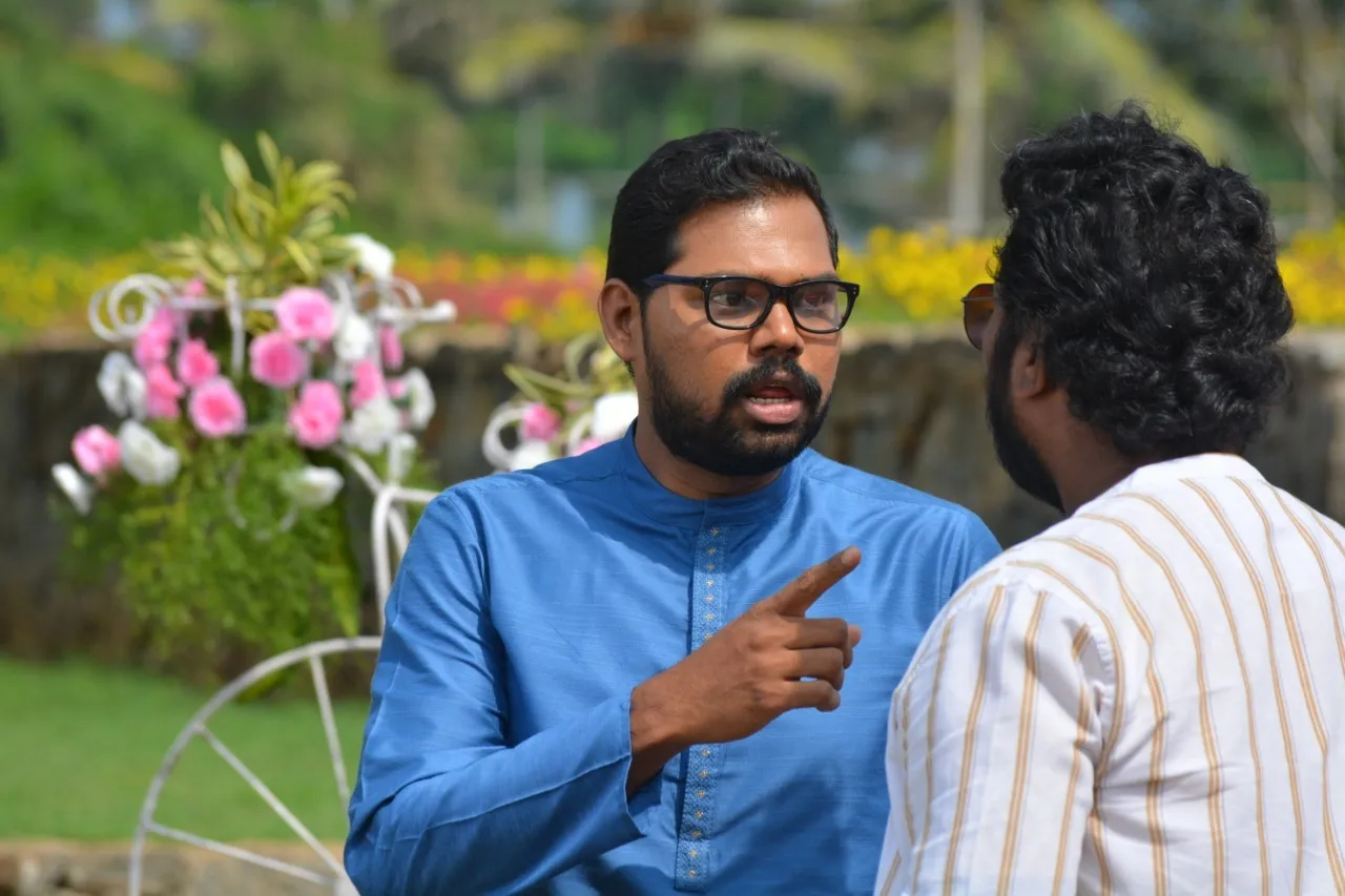 Photo 8 of Vivek Prasanna