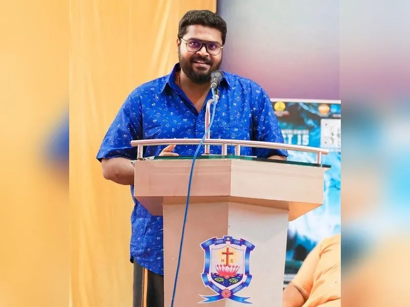 Photo 6 of Ajay Gnanamuthu