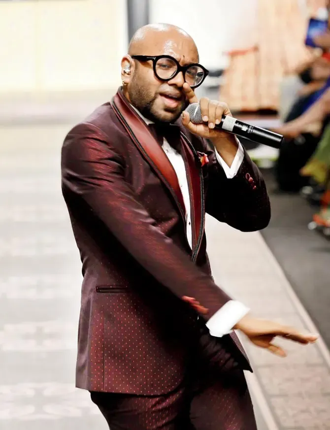 Photo 3 of Benny Dayal
