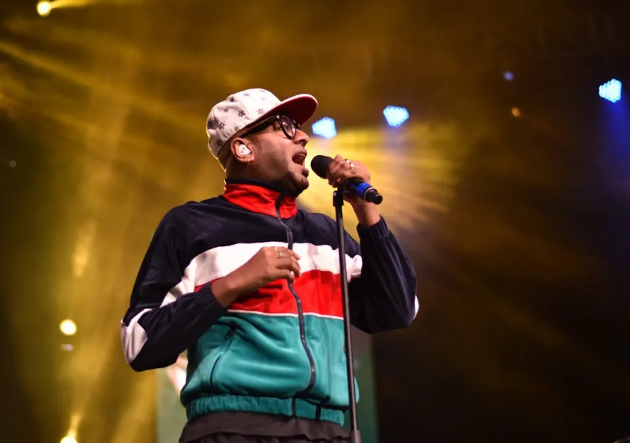 Photo 5 of Benny Dayal