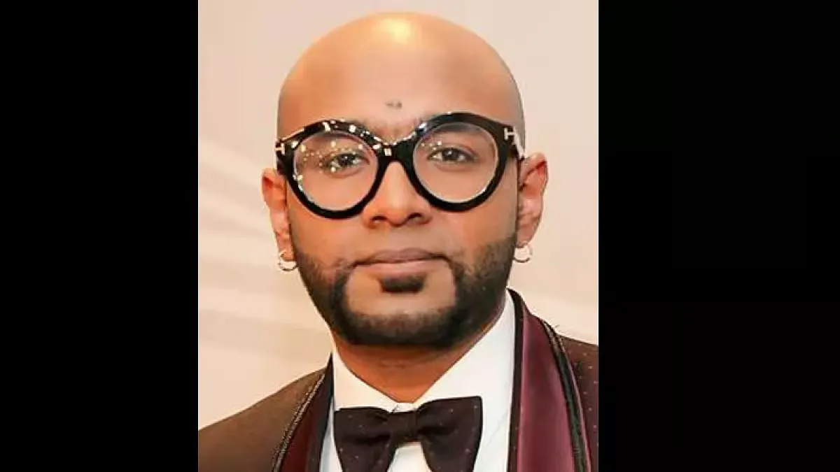 Photo 6 of Benny Dayal