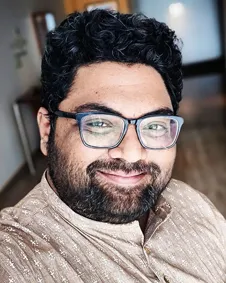 Photo 4 of Deepak Blue