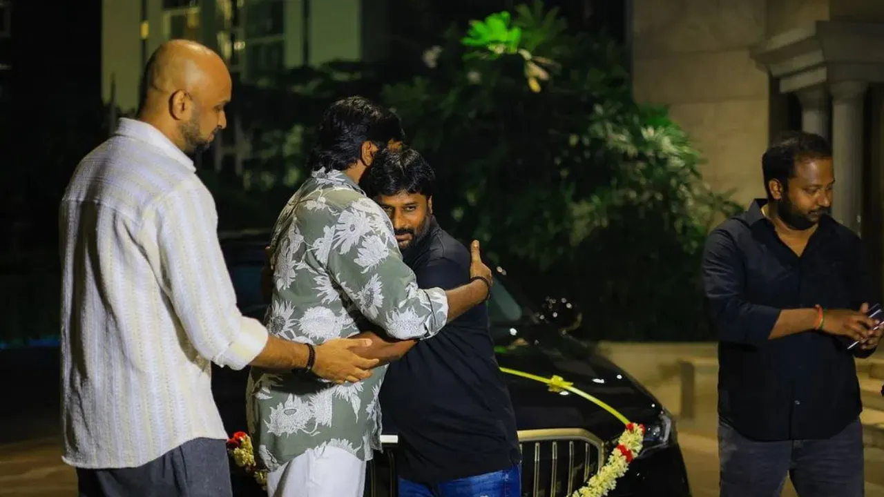 Photo 7 of Nithilan Saminathan