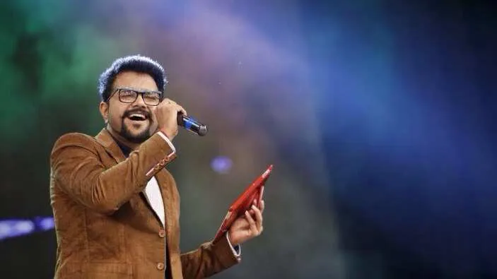 Photo 4 of Rahul Nambiar