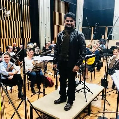 Photo 4 of Ron Ethan Yohann