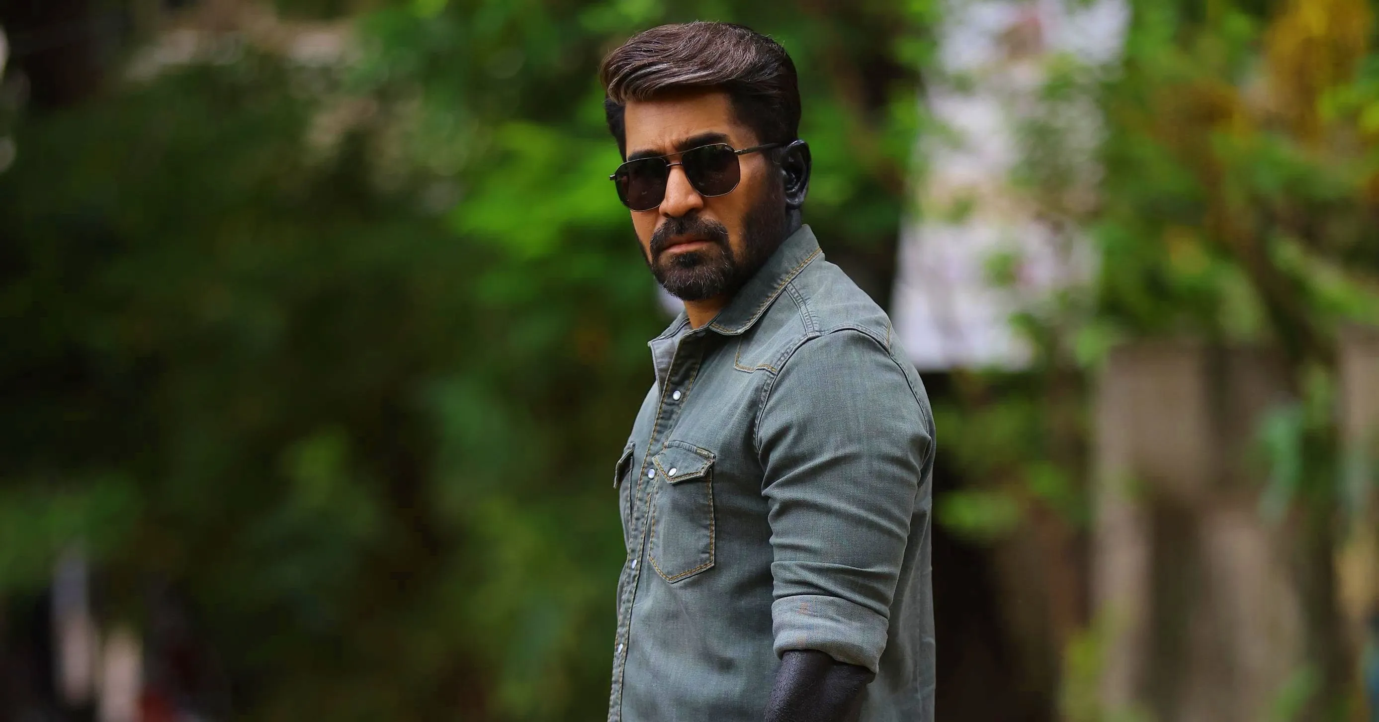 Photo 6 of Vijay Antony