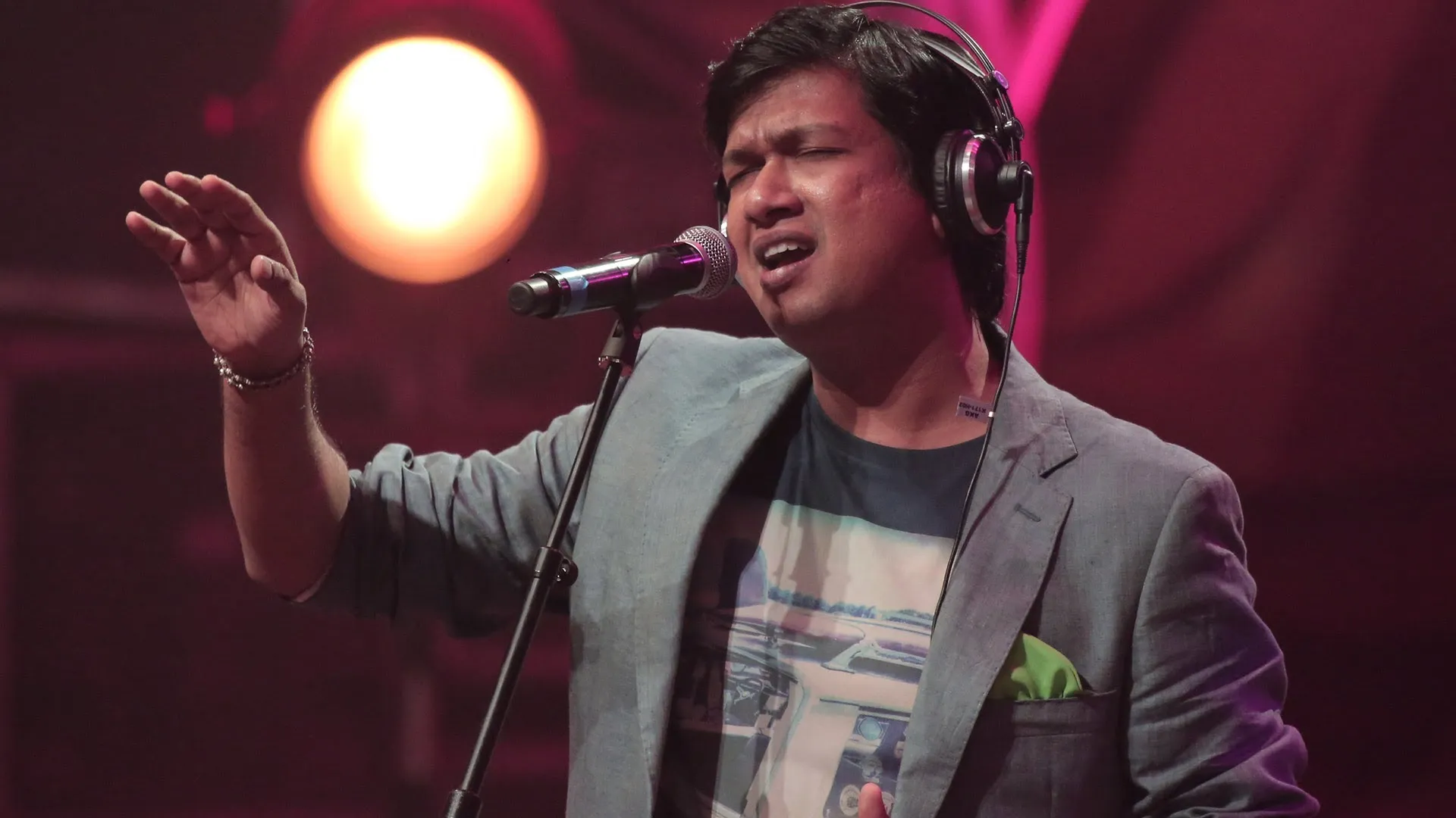 Photo 5 of Vijay Prakash