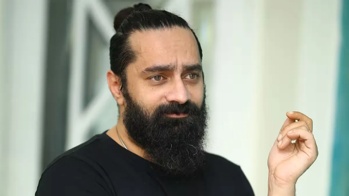 Photo 2 of Vishal Chandrasekhar