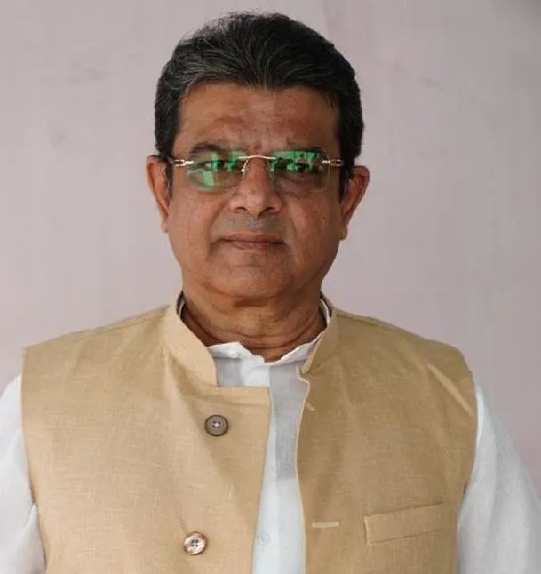 Photo 2 of Vinay Varma