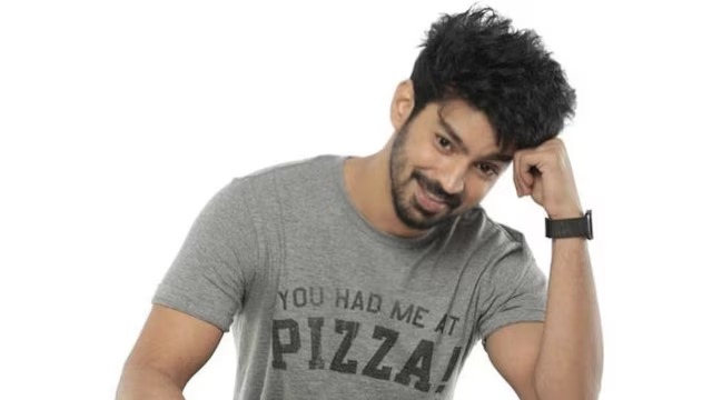 Photo 3 of Mahat Raghavendra
