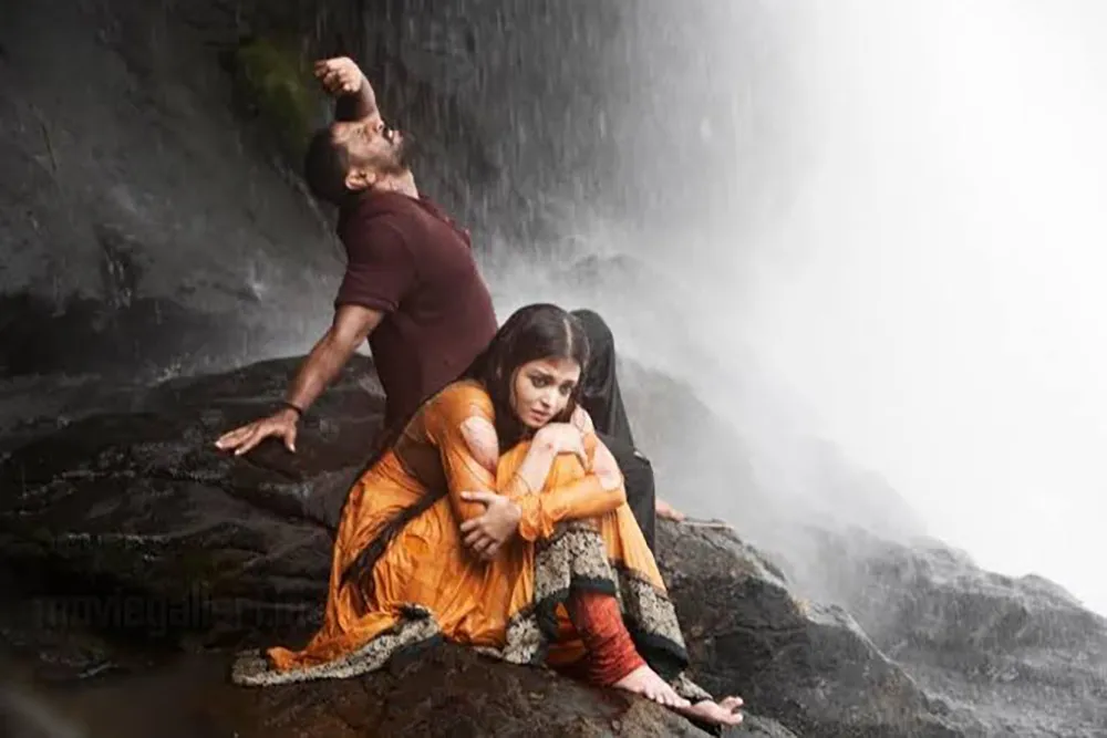 Photo 1 of Raavanan