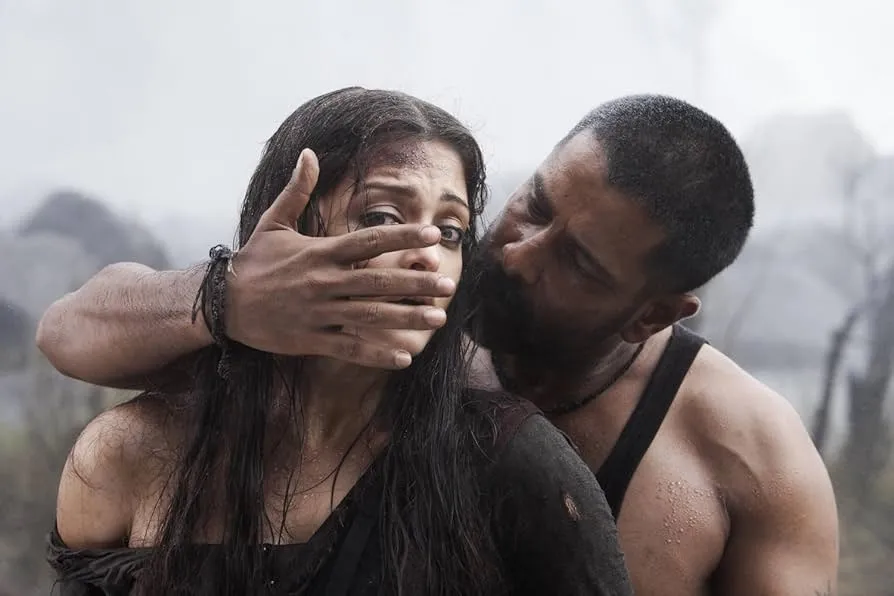 Photo 6 of Raavanan