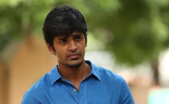 Photo 4 of Thalaikkavasamum 4 Nanbargalum