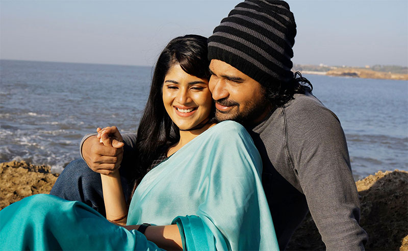 Photo 4 of Mazhai Pidikatha Manithan