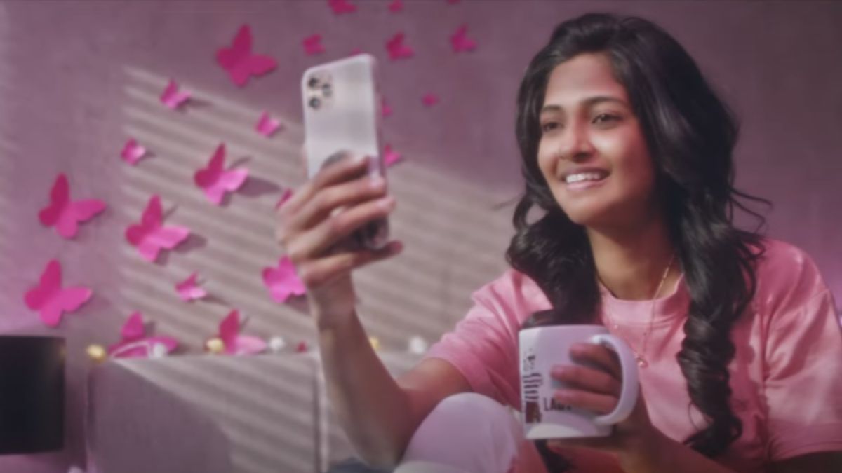 Photo 7 of Konjam Pesinaal Yenna