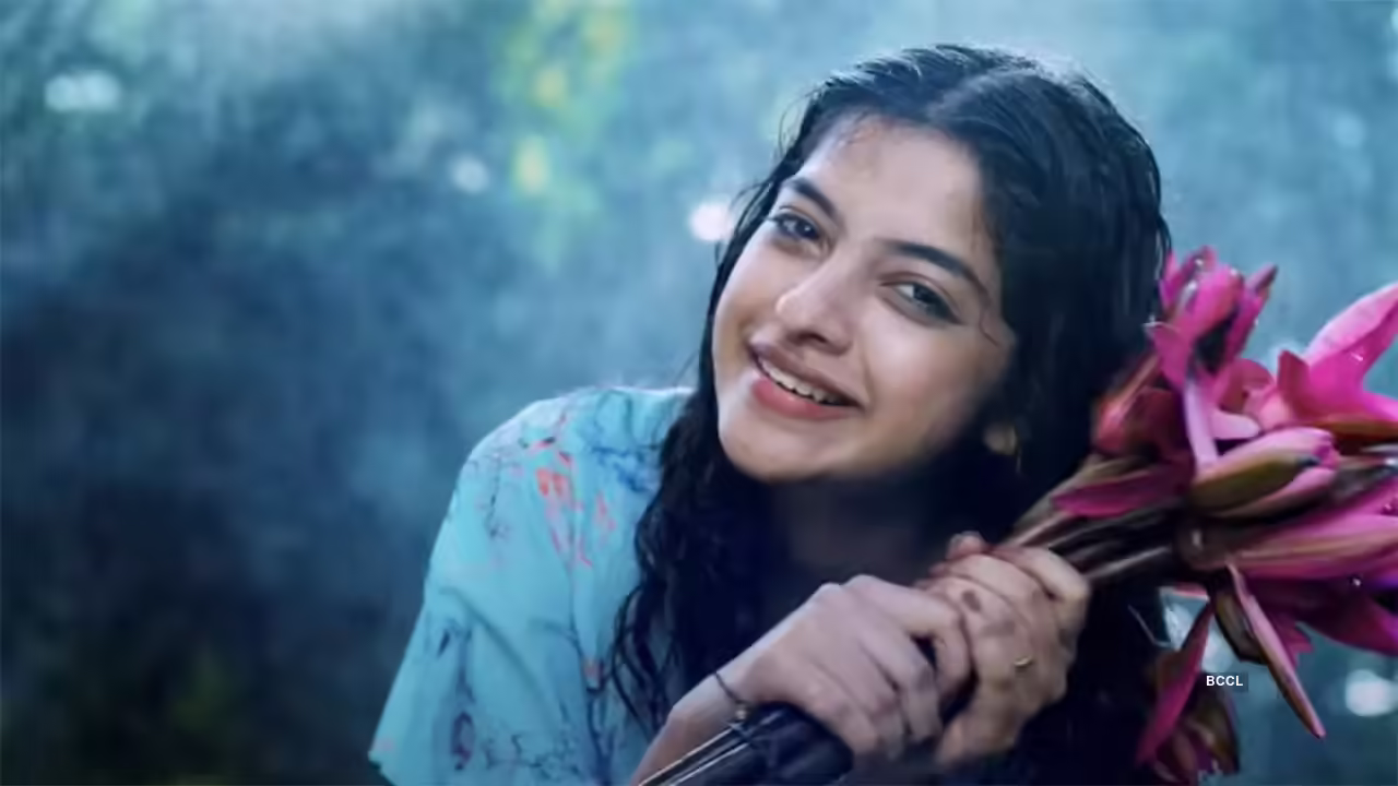 Photo 3 of Ninaivellam Neeyada 