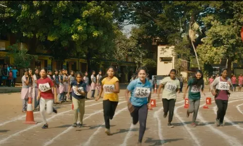 Photo 2 of Ettum Varai Ettu