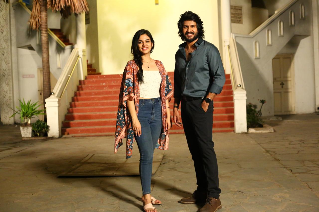 Photo 8 of Idi Minnal Kadhal