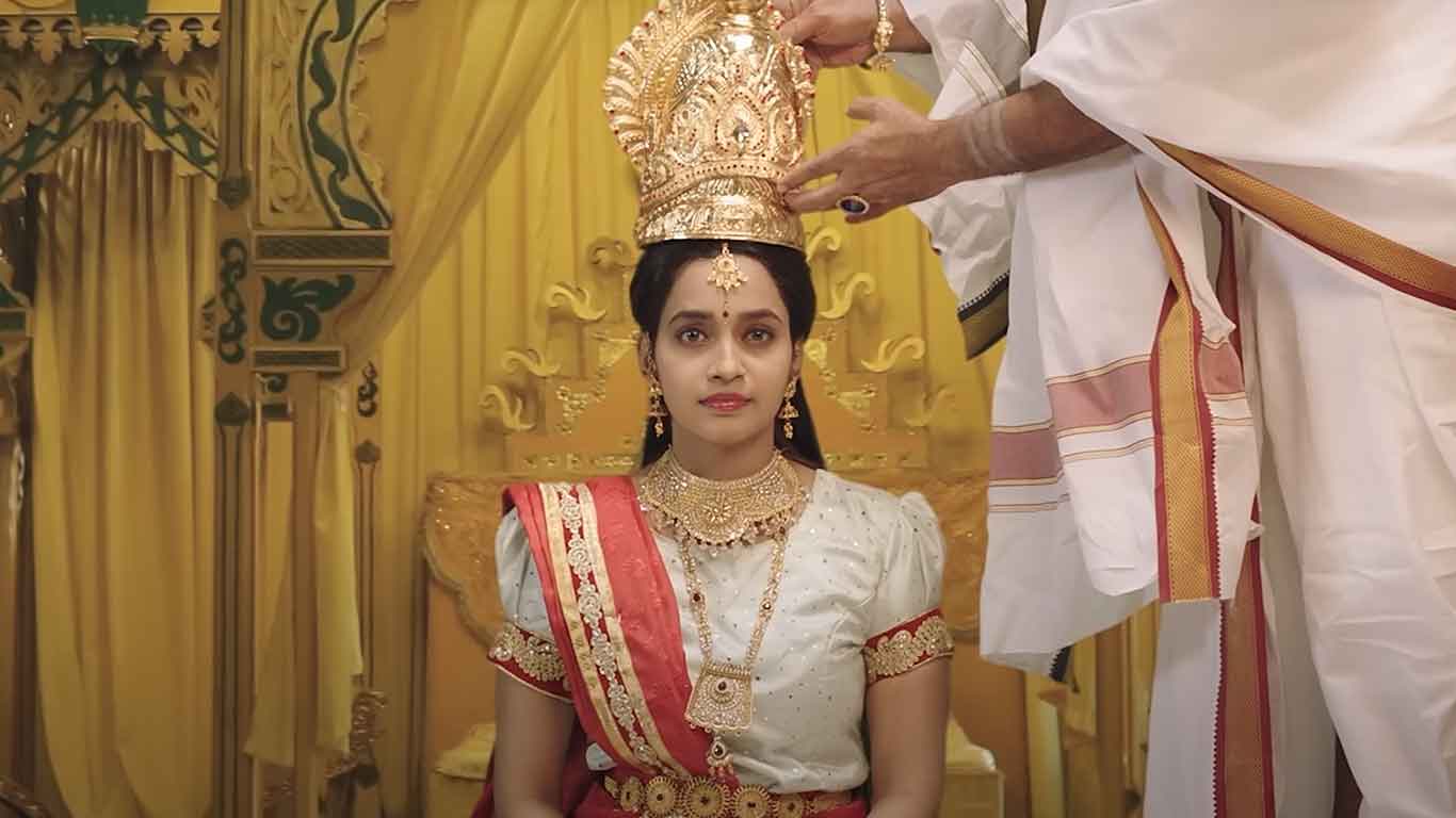 Photo 2 of Maya Puthagam 