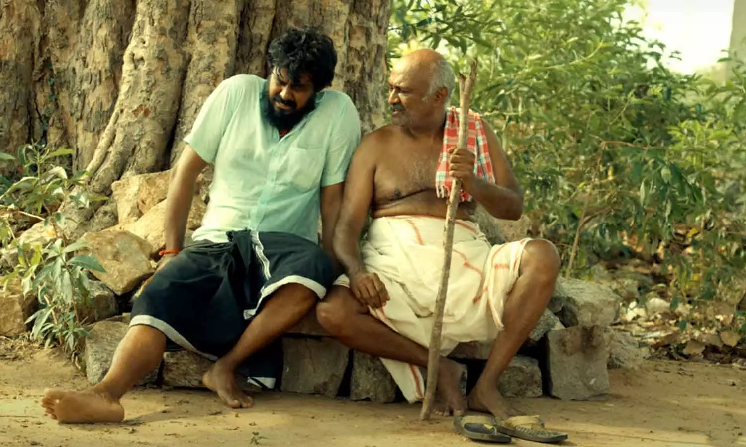 Photo 2 of Veppam Kulir Mazhai