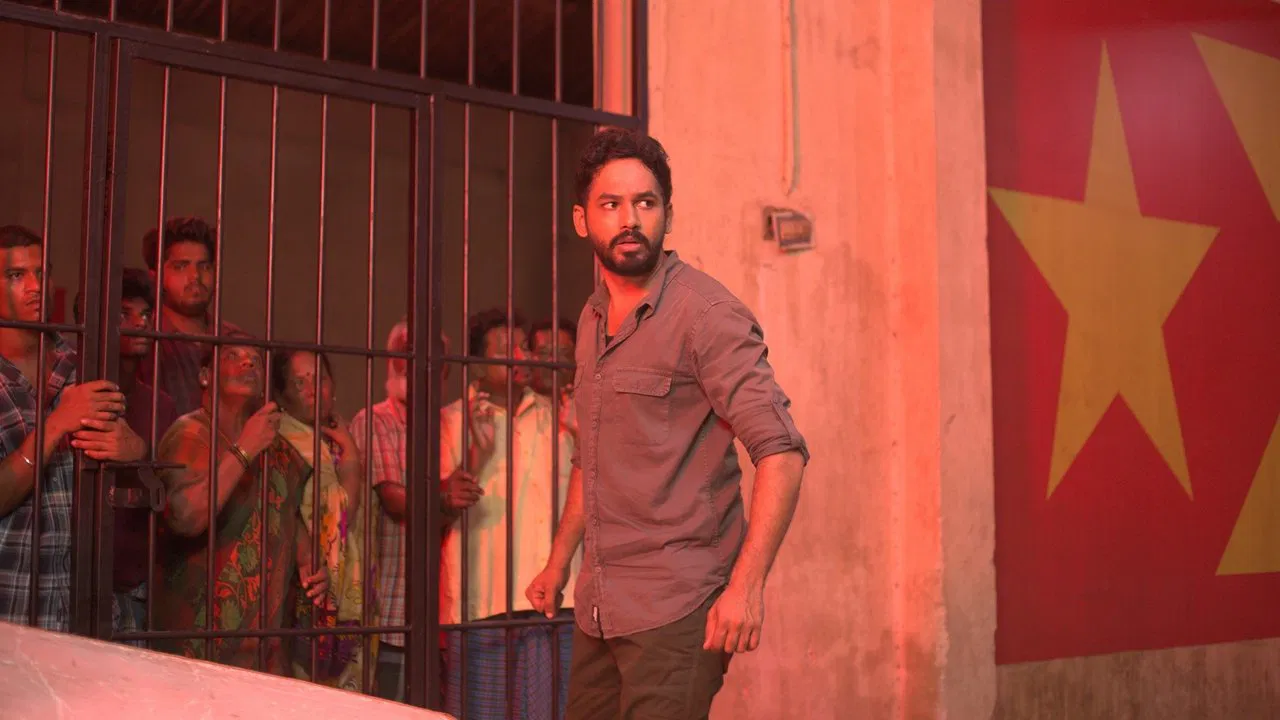 Photo 1 of Kadaisi Ulaga Por