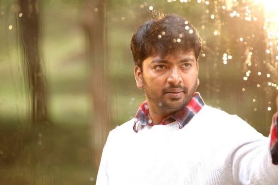 Photo 8 of Titanic Kadhalum Kavundhu Pogum