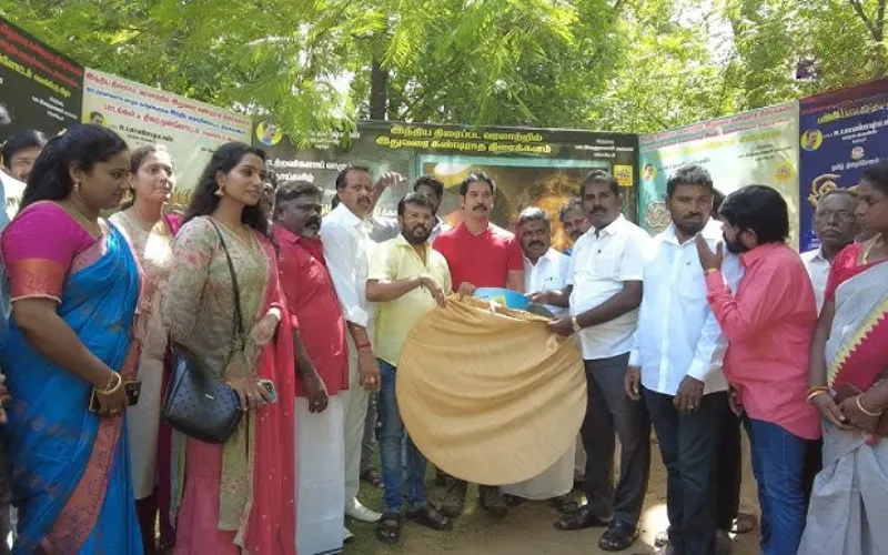 Photo 5 of Iravu Paravai