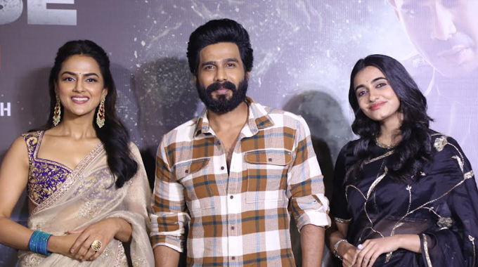 Photo 4 of EMI Ee Ammayi