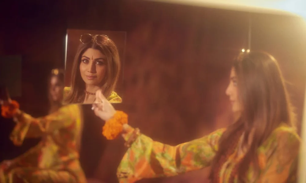 Shilpa Shetty retro hippie look