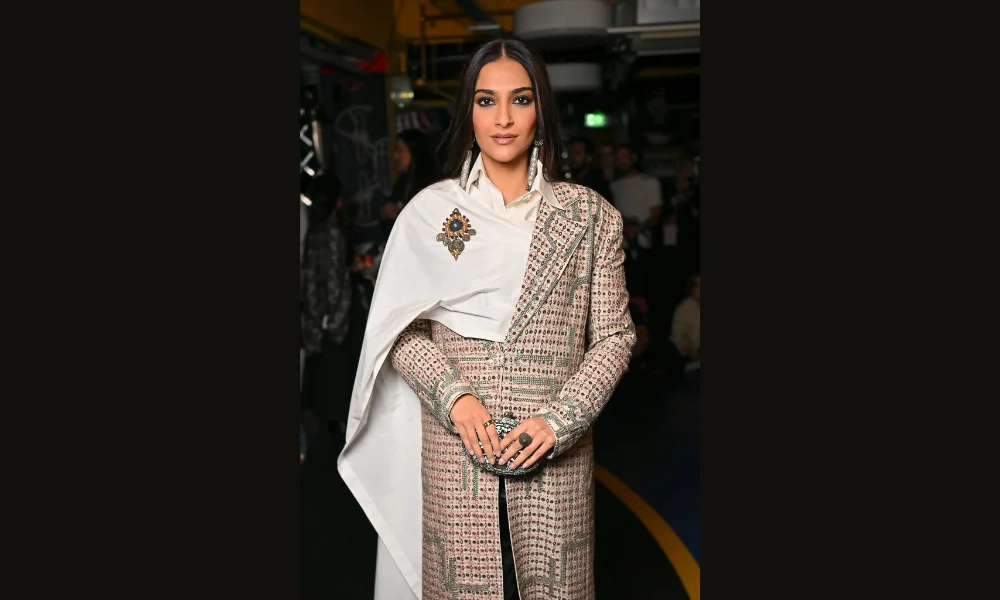 Jacqueline Fernandez in AK|OK at London Fashion Week 2025