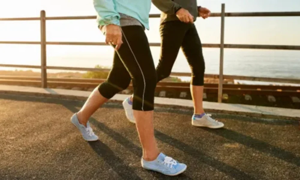 2-Minute Walk After Dinner for Fat Loss